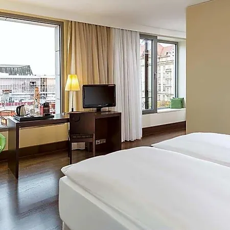 Nh Collection Altmarkt Hotel 4*