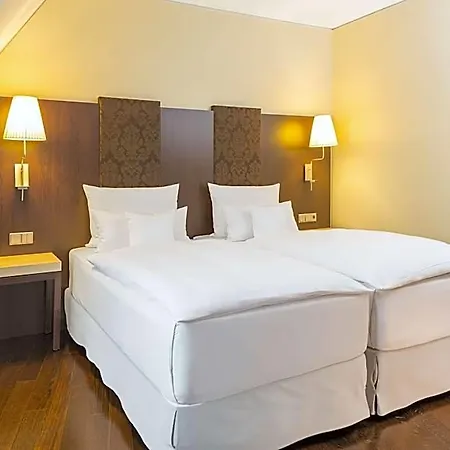 Hotel Nh Collection Altmarkt 4*