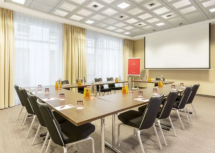 Nh Collection Altmarkt Отель 4*