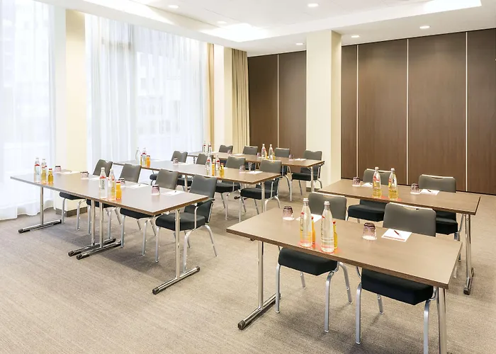 إن إتش كولكشن درسدن ألتماركت