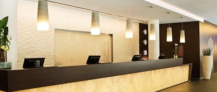 إن إتش كولكشن درسدن ألتماركت 4*